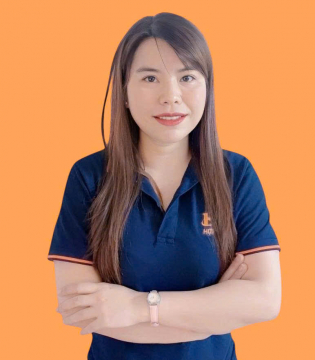 MS. VƯƠNG CÚC (sale staff)