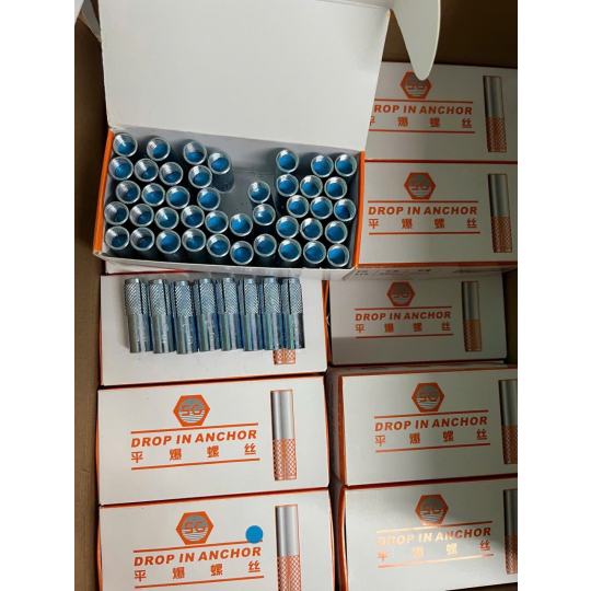 Tắc Kê Đạn 